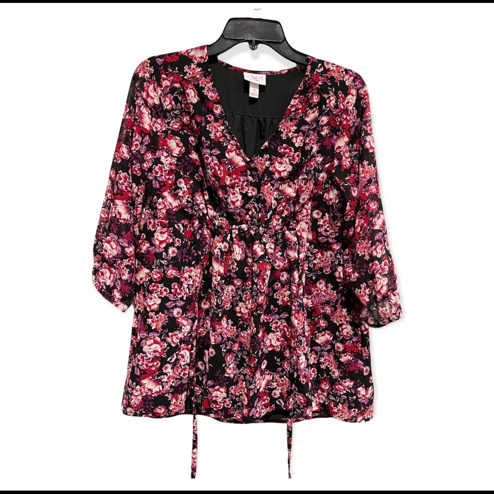 Maternity clothes size XS